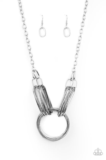 Lip Sync Links - Silver Paparazzi Necklace
